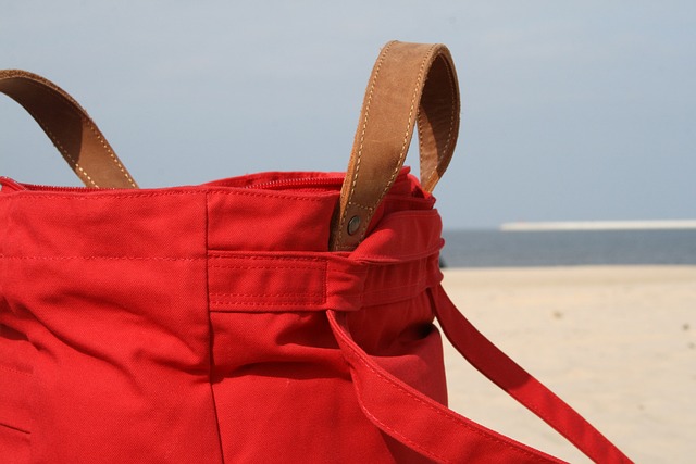 De nyeste trends inden for strandtasker og strandtæpper